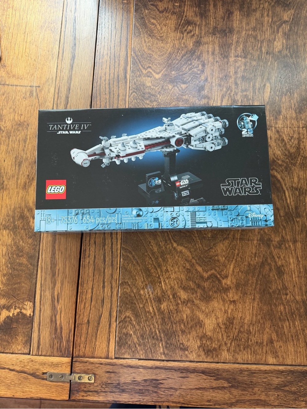 Lego 75376 Star Wars Tantive IV Display Set